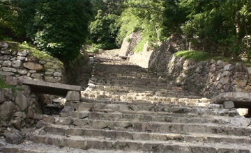 Aduti_Castle_Real_Stair